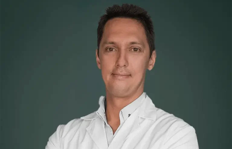 Dr